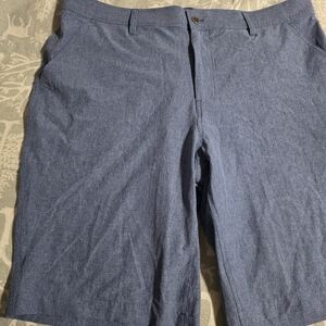 Men's Chambray Flat-Front Shorts in Light Blue